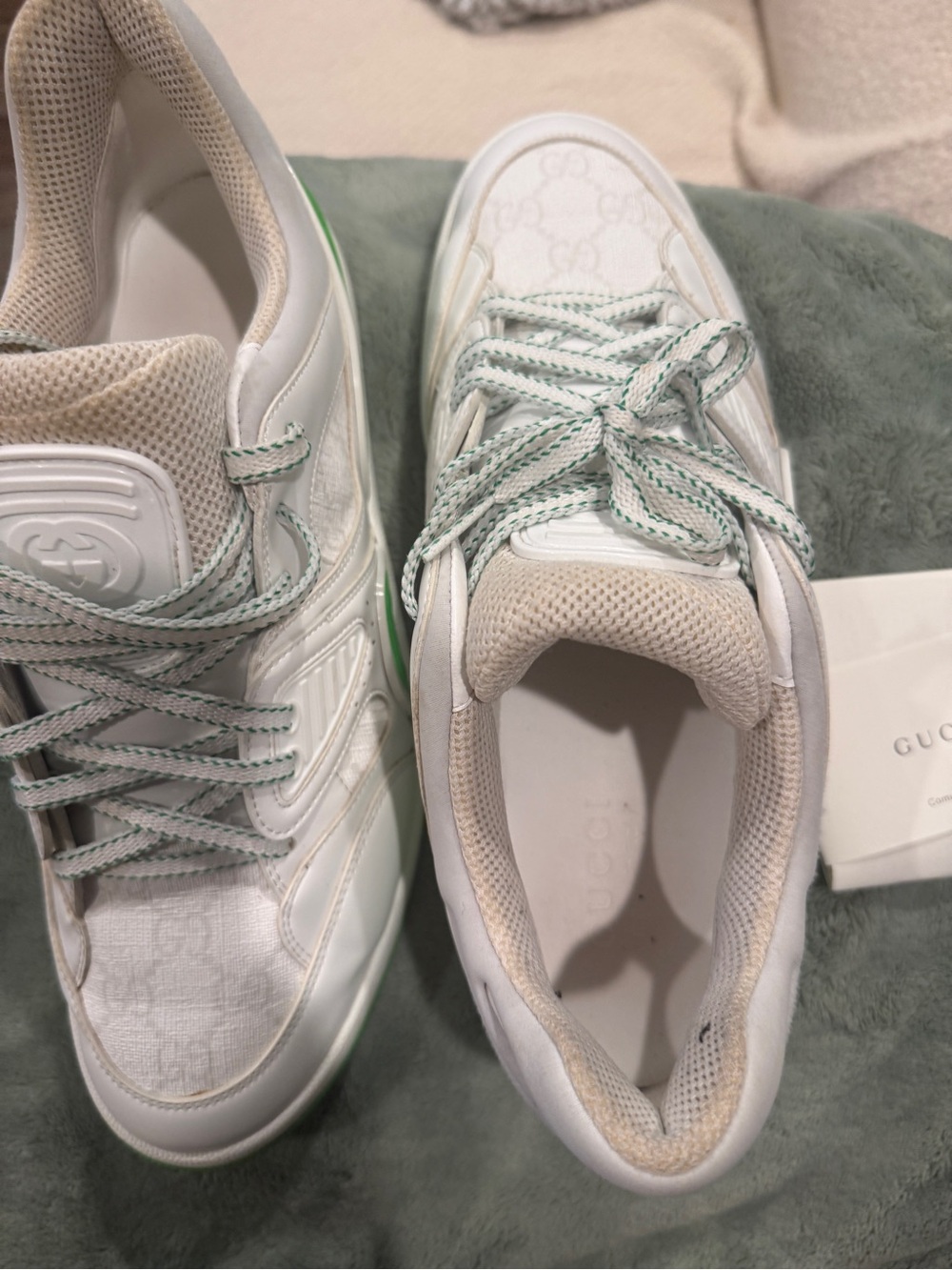 Gucci White Low-Top Sneakers with Mint Accents - Picture 2 of 10